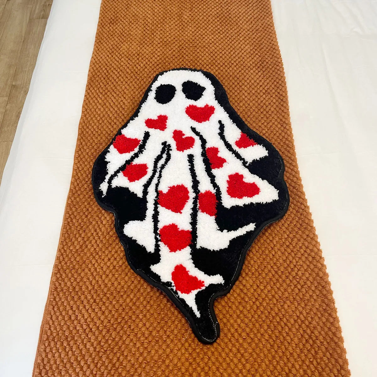 Handmade Tufted Heart Ghost Rug